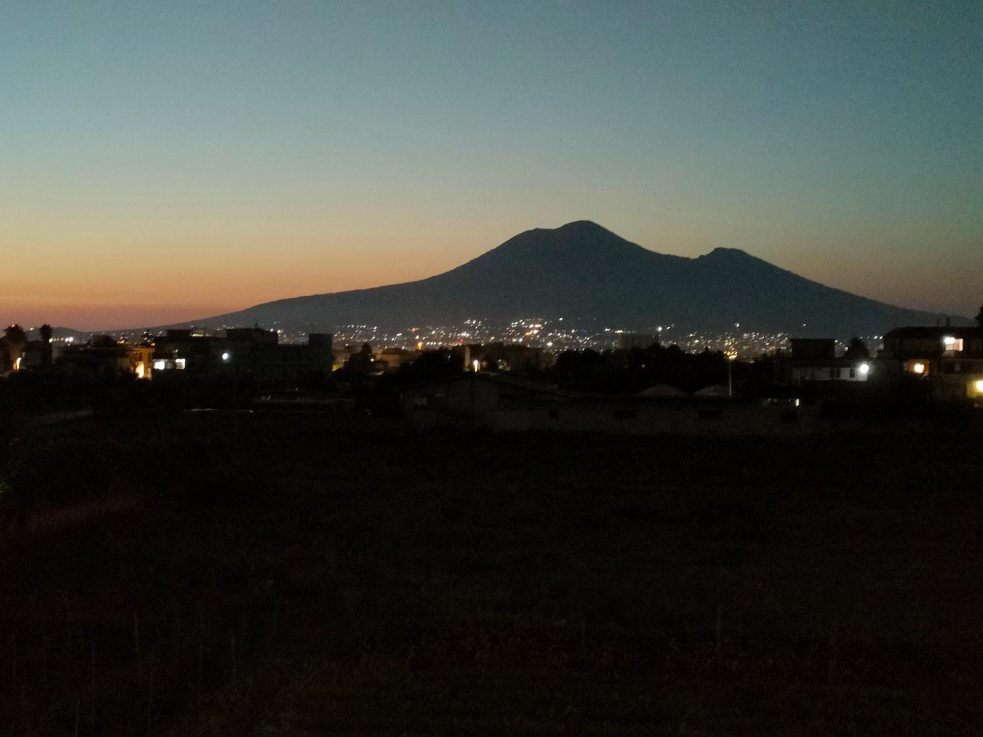 Appartamento Lilla Housing Castellammare di Stabia Esterno foto